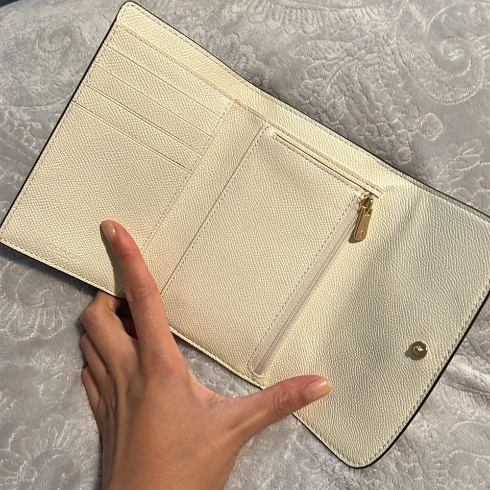 Sold Coach wallet - Picture 7 of 14